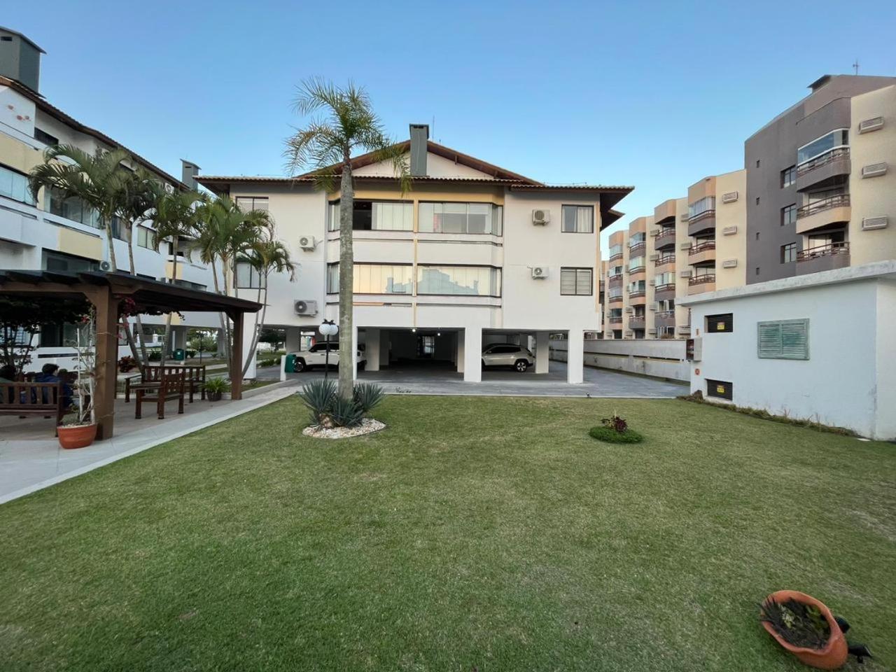 LINDO Apto beira mar praia Ingleses Florianopolis Exterior foto